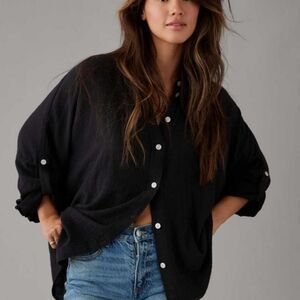 American Eagle Pool-to-Party Oversized Black Longsleeve Shirt